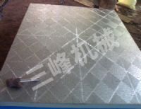 三坐标工作台